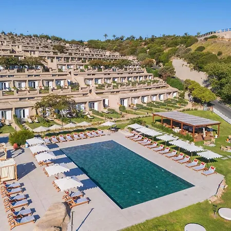 Mangia'S Sardinia Resort, Autograph Collection-2